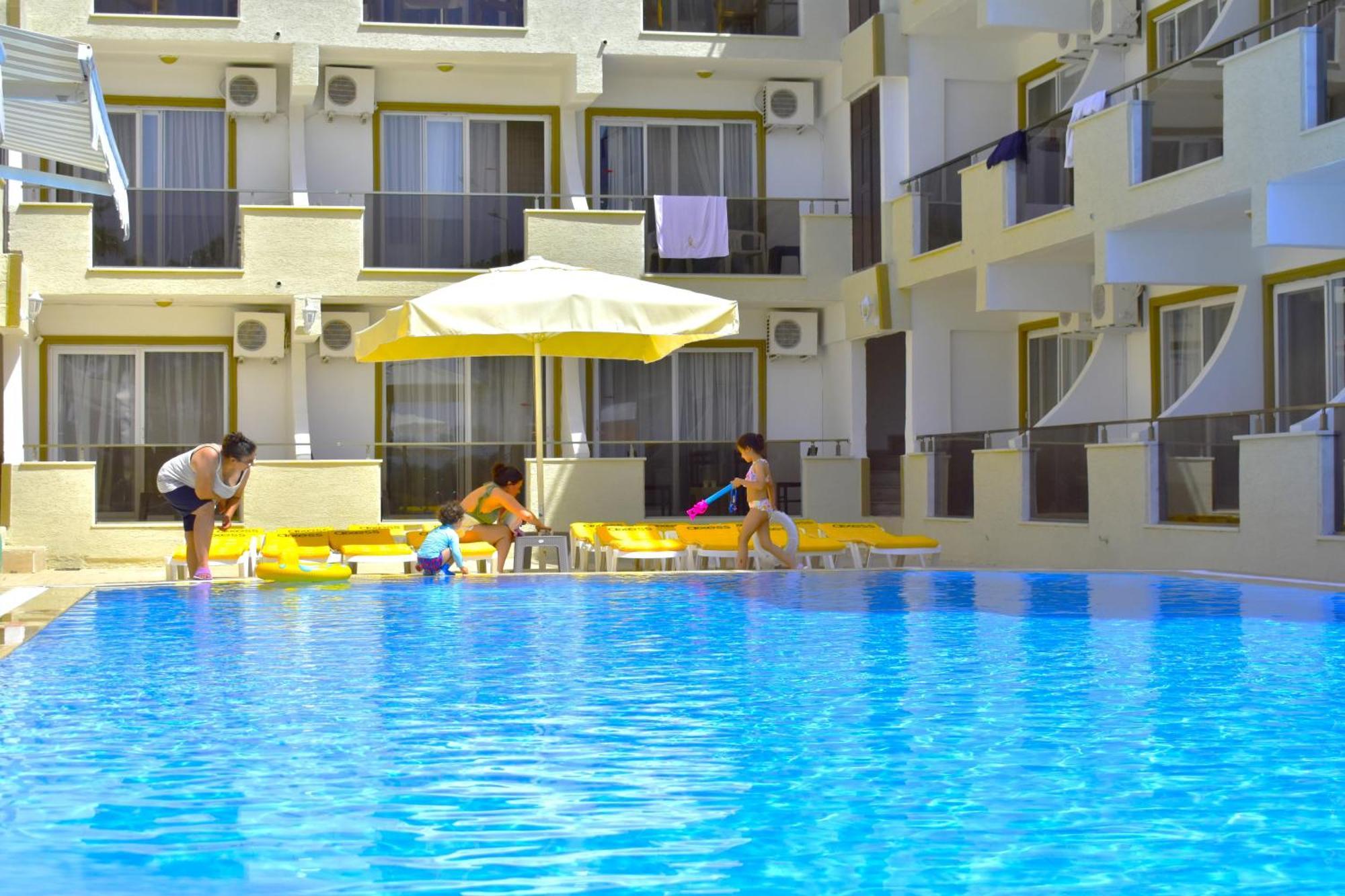 Mulka Hotel Ayvalı Exterior foto